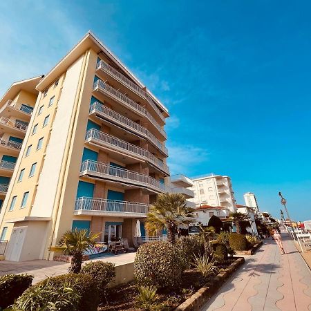 Appartamento Cima - Vista Mare, 3 Camere, Wifi, Family Apartment Lido di Jesolo Buitenkant foto