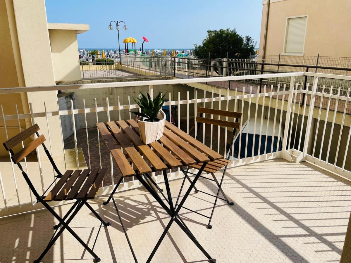 Appartamento Cima - Vista Mare, 3 Camere, Wifi, Family Apartment Lido di Jesolo Buitenkant foto